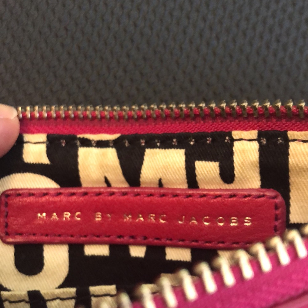 Marc by Marc Jacobs - Picture 5 of 10